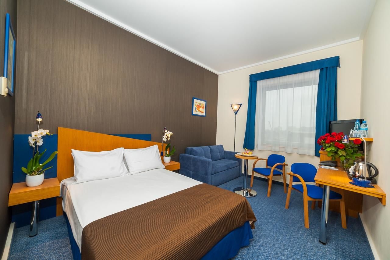 Отель BEST WESTERN Efekt Express Kraków Краков-29